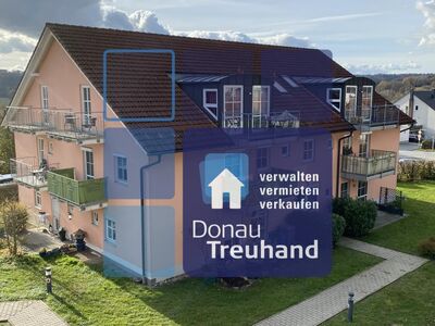 Gepflegte 2-Zimmer-Wohnung mit EBK, 2 Terrassen und TG-Stellplatz
