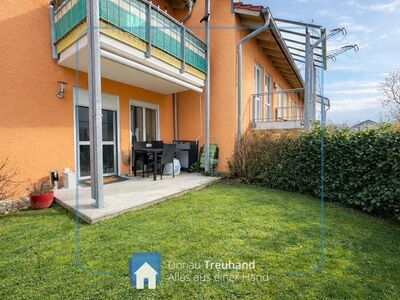 Hochwertig renovierte Erdgeschosswohnung mit Terrasse & Garten